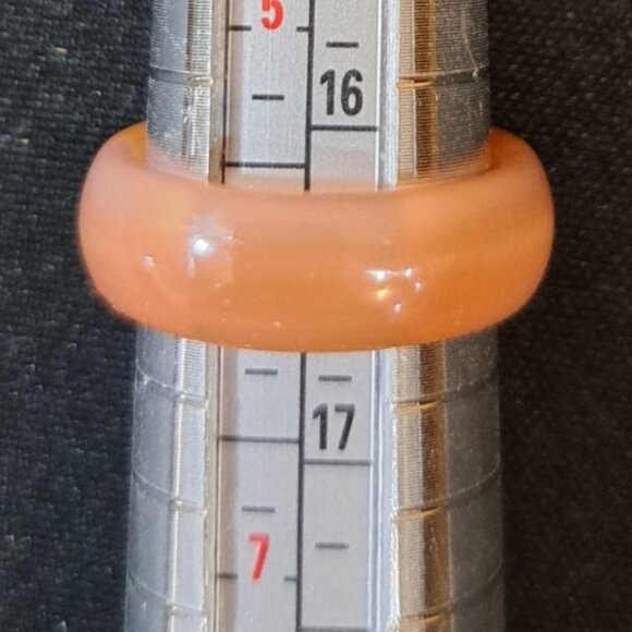 Peach-Colored Jade Band Ring Size 7 - Picture 3 of 5